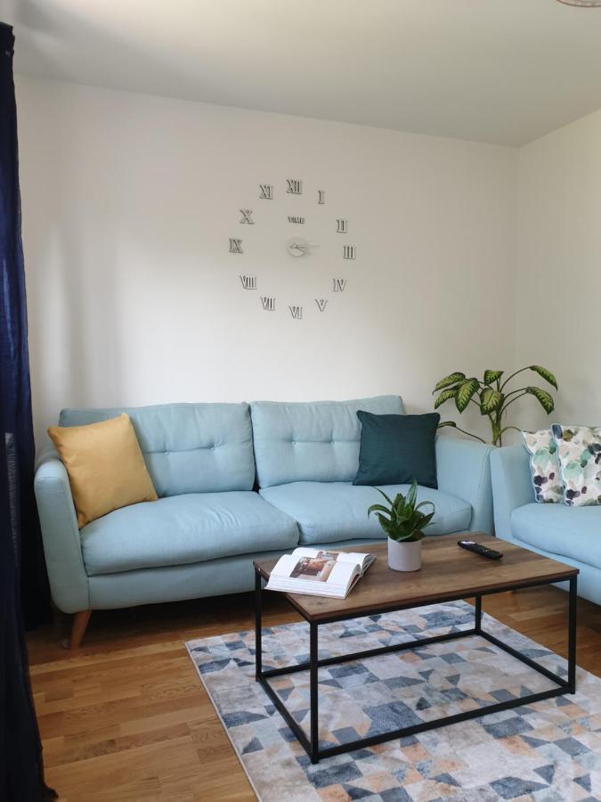 Cheerful 1 Private Room-Ensuite With Free Parking Silverdale  외부 사진