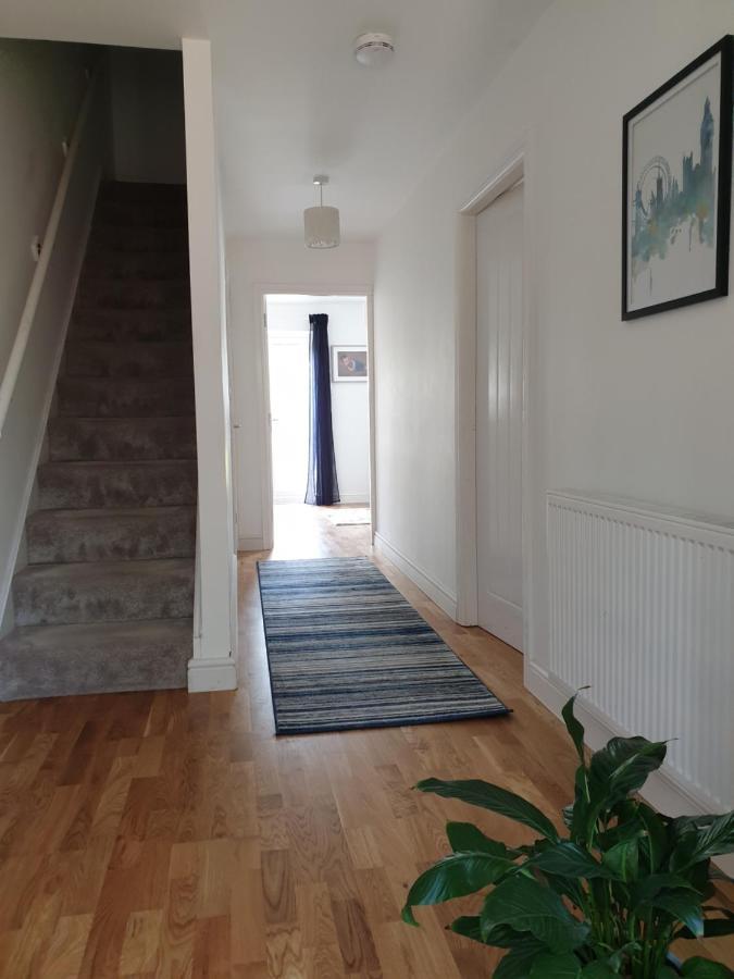 Cheerful 1 Private Room-Ensuite With Free Parking Silverdale  외부 사진