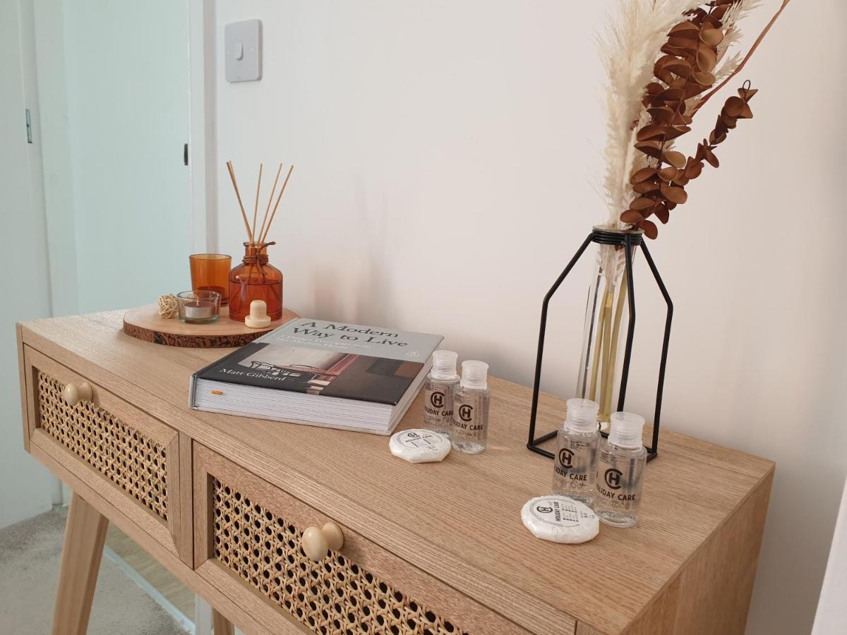 Cheerful 1 Private Room-Ensuite With Free Parking Silverdale  외부 사진